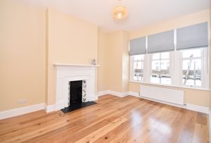 Lounge- click for photo gallery